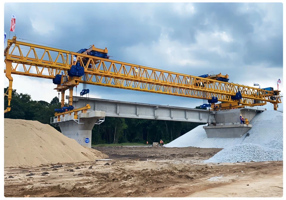 ماكينة تركيب الجسور 200 طن