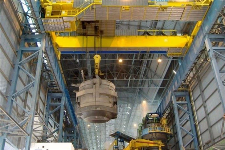 Foundry Crane